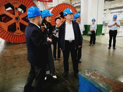 攜手并進，共謀發展——濟寧經濟技術開發區黨工委書記李金禮一行蒞臨遠東參觀交流